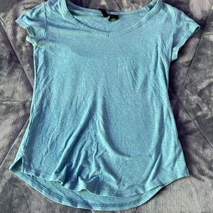 young women shirts